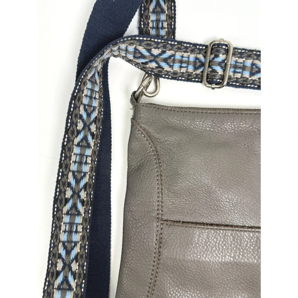 The Sak Gray Pebbled Leather Crossbody Bag Woven Blue Guitar Strap Boho Purse
